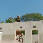 TMMD Ke-129 Kodim 0608/Cianjur: Tim Marinir Pasang Rangka Dan Atap Rumah Bapak Burhanudin, Progres Rutil capai 52,6 Persen