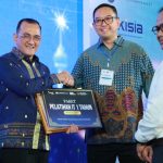 Pimpin Transformasi Digital Terintegrasi, Edward Candra Raih Penghargaan Sekda Terbaik Kategori Orchestration Leadership pada ADLG Awards 2026